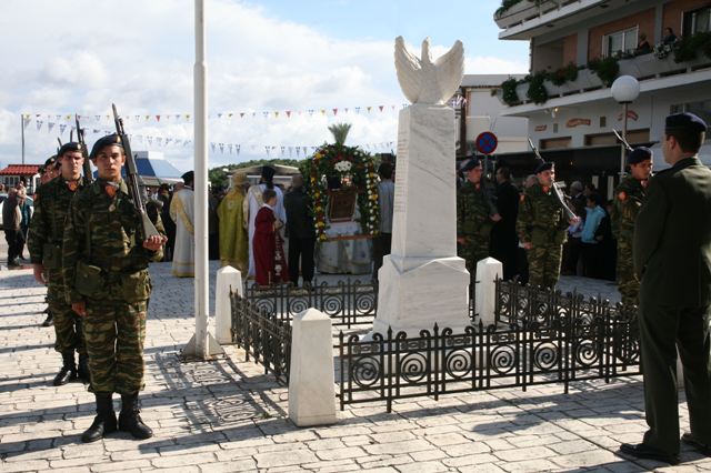 Ermioni war memorial with military escort